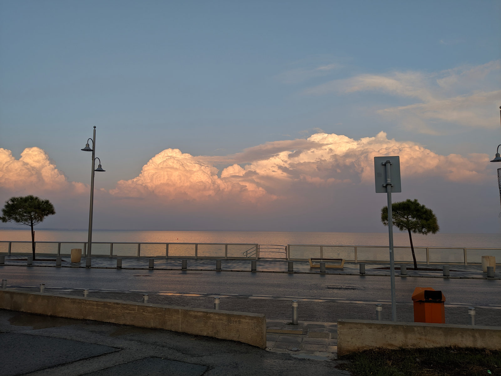 Larnaca promenade