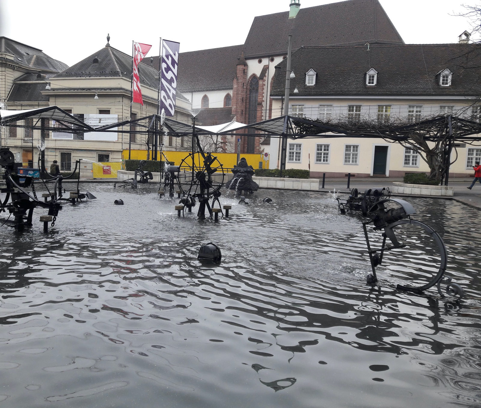 Tinguely Fountain