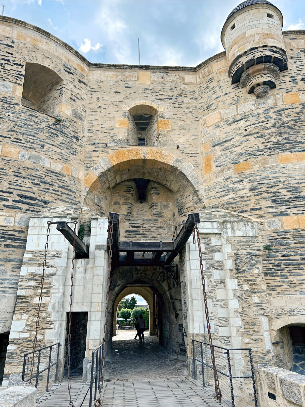 Anger castle gates